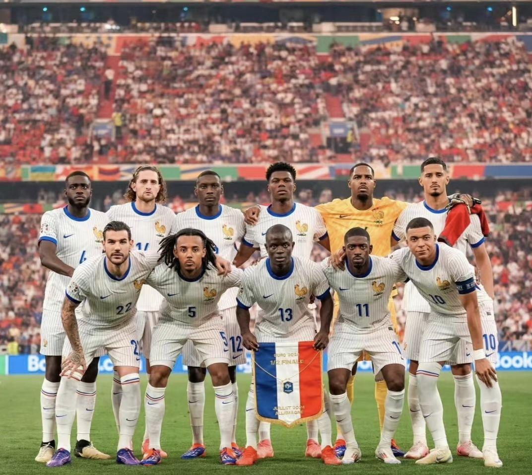 欧洲杯预选赛:法国队轻松赢球,晋级强 欧洲杯预选赛:法国队轻松赢球,晋级强