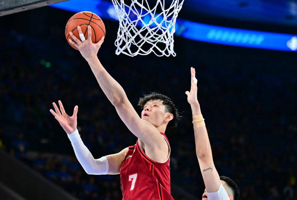 北京男篮主场获胜,掌握领先优势 北京男篮主场获胜,掌握领先优势