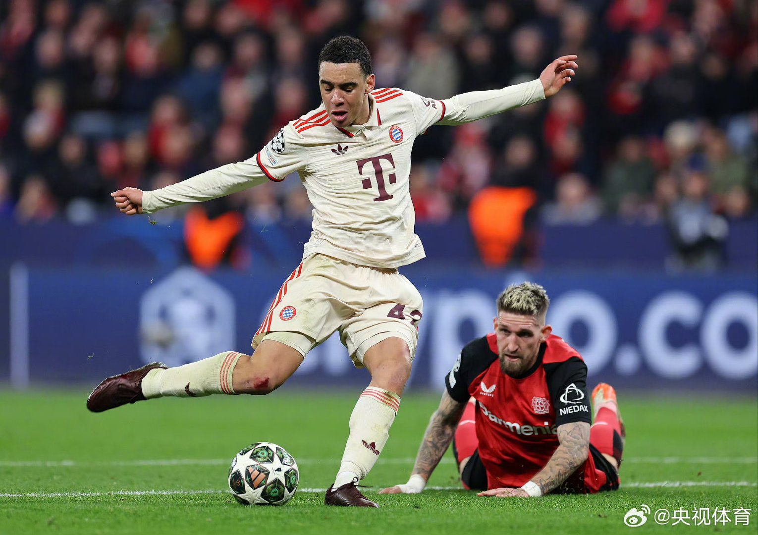 开云体育登录-拜仁慕尼黑胜在实力，八强对决锋芒毕露的简单介绍