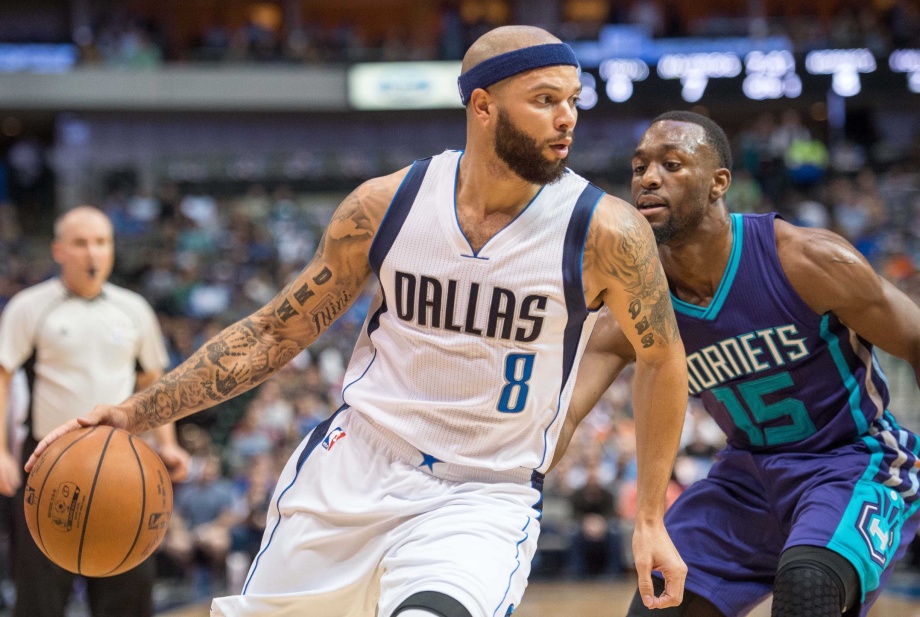 76人力擒黄蜂,迎来连胜 76人力擒黄蜂,迎来连胜