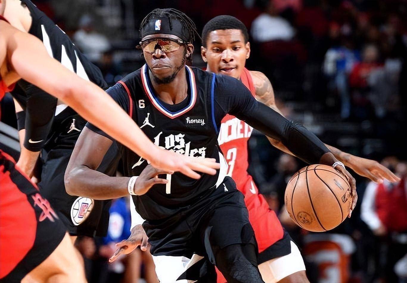 关于EG险胜GEN，369线上压制力十足宿命之战成都决赛之夜，点燃全场激情的信息