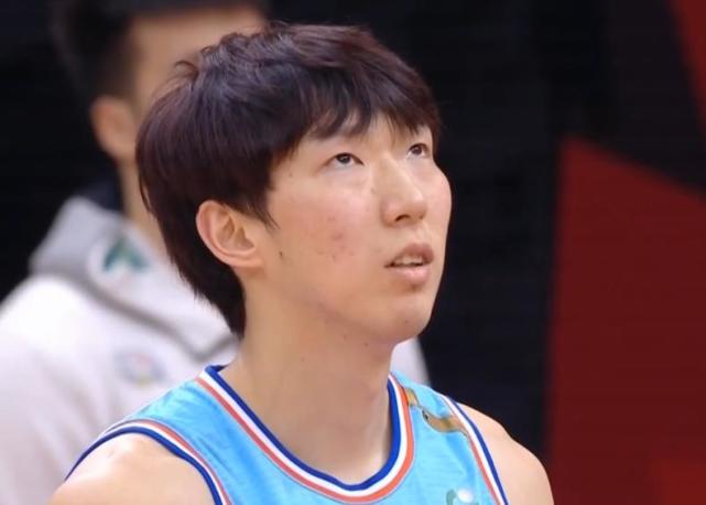 长春队遭遇连败,主帅承受压力 长春队遭遇连败,主帅承受压力