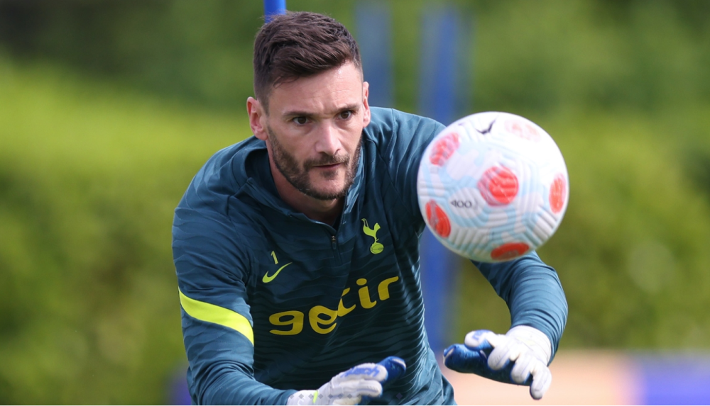 热刺队员接受体能训练准备下一场比赛