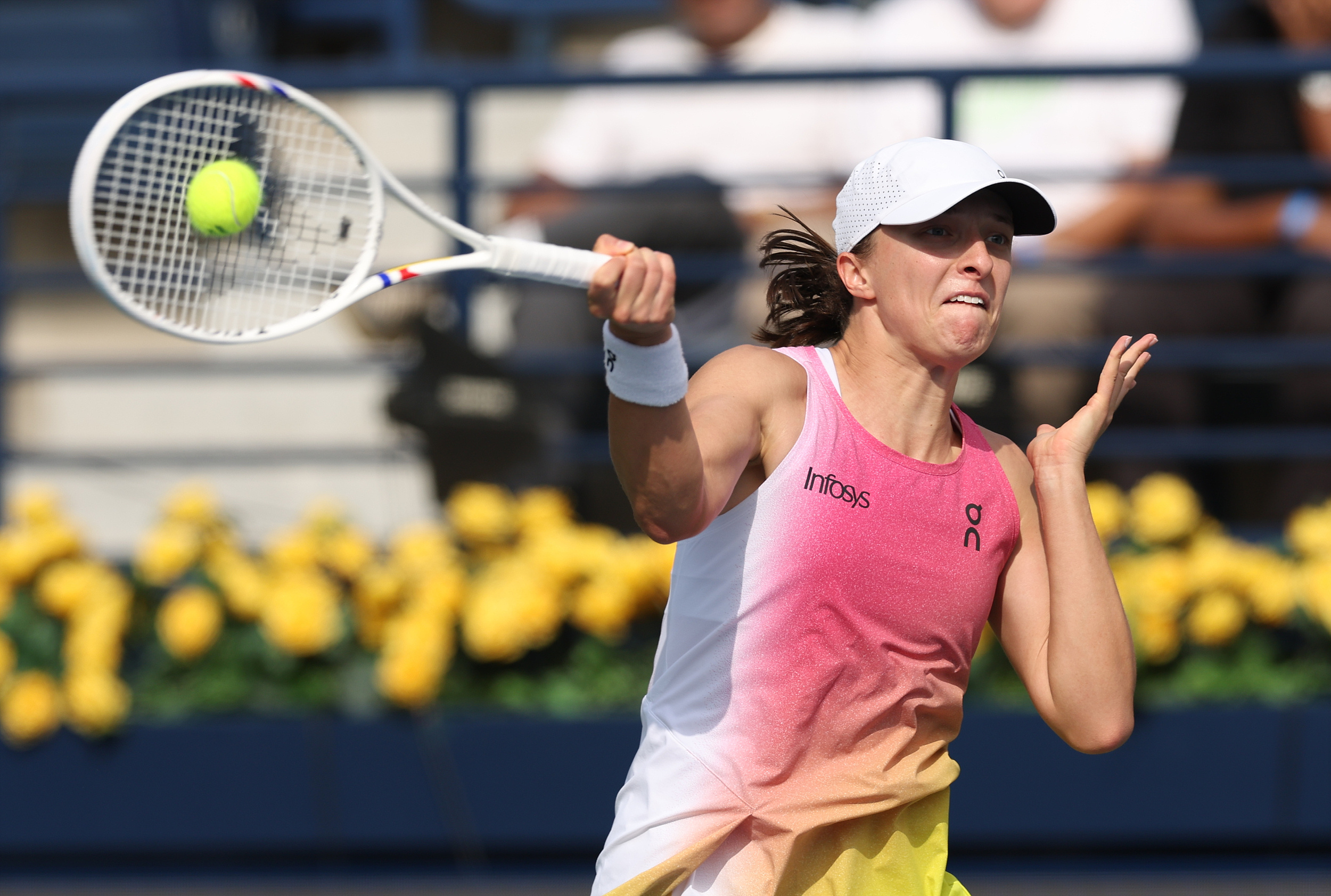 阿联酋选手展现实力,闯入前八强 阿联酋选手展现实力,闯入前八强