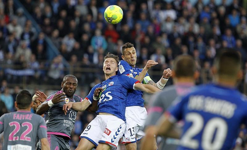 梅斯挑战斯特拉斯堡，保级压力不容忽视