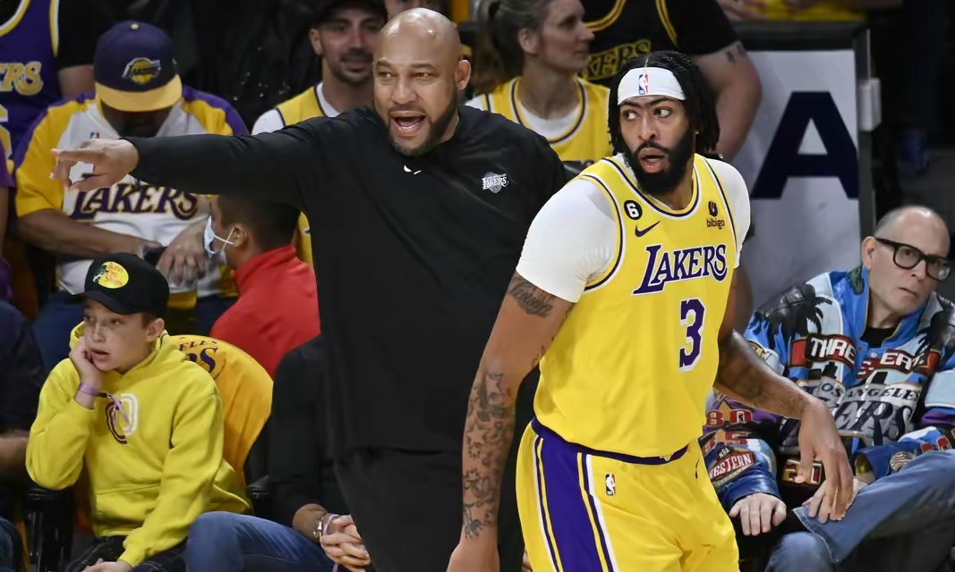 包含吉林队力克湖人，克莱关键制胜的词条