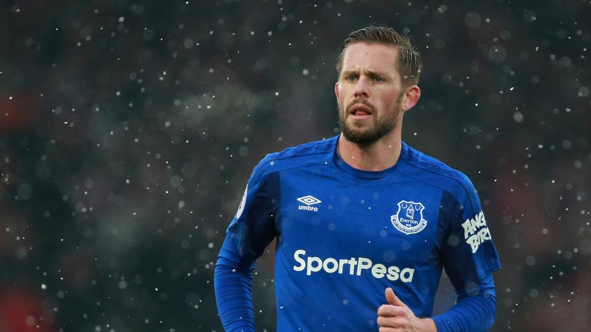 平行时空的征服者，当拜仁多特对决德甲之巅，掘金在NBA上演战术百科全书